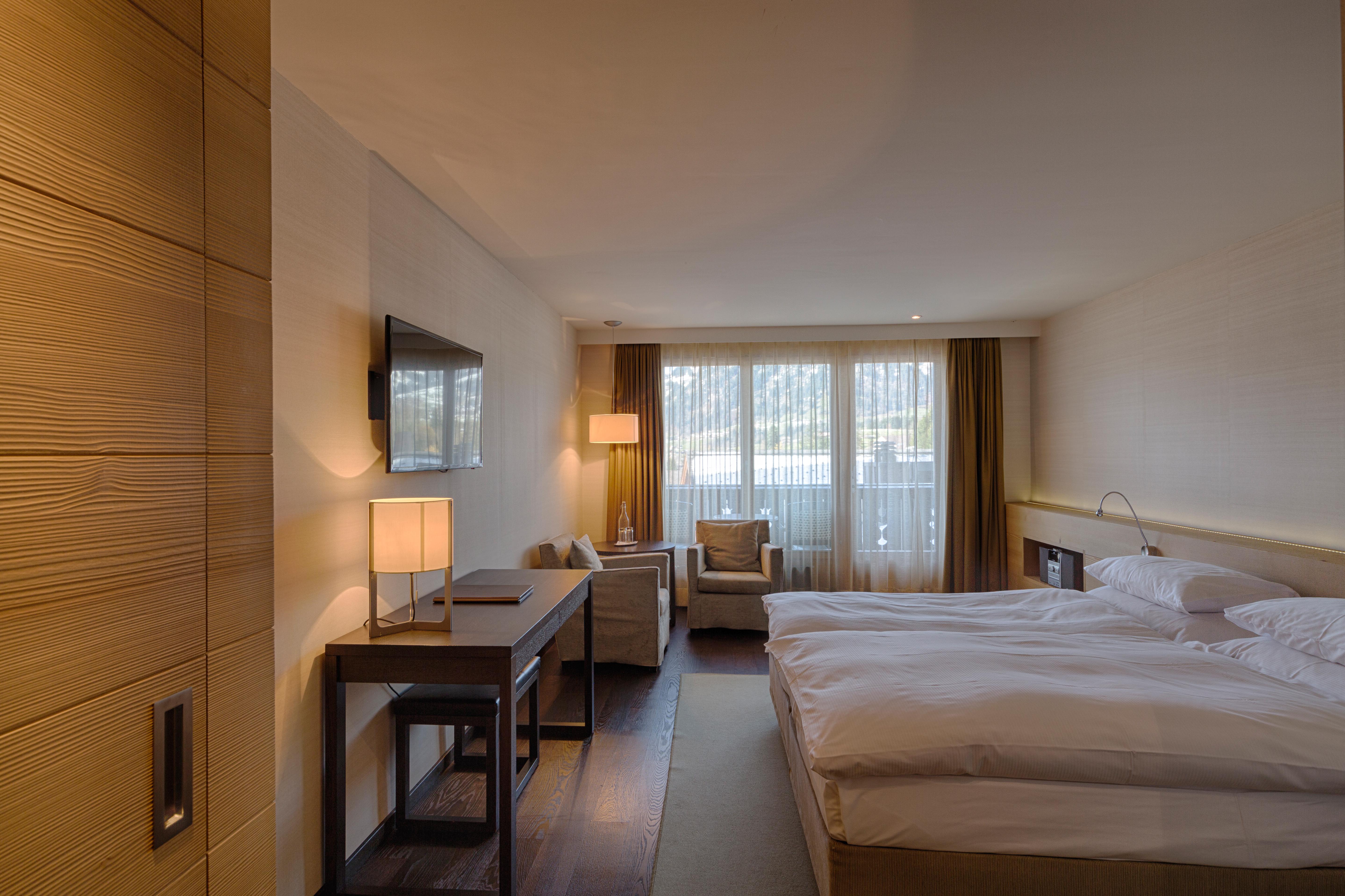 Bernerhof Swiss Quality Hotel Гштад Экстерьер фото