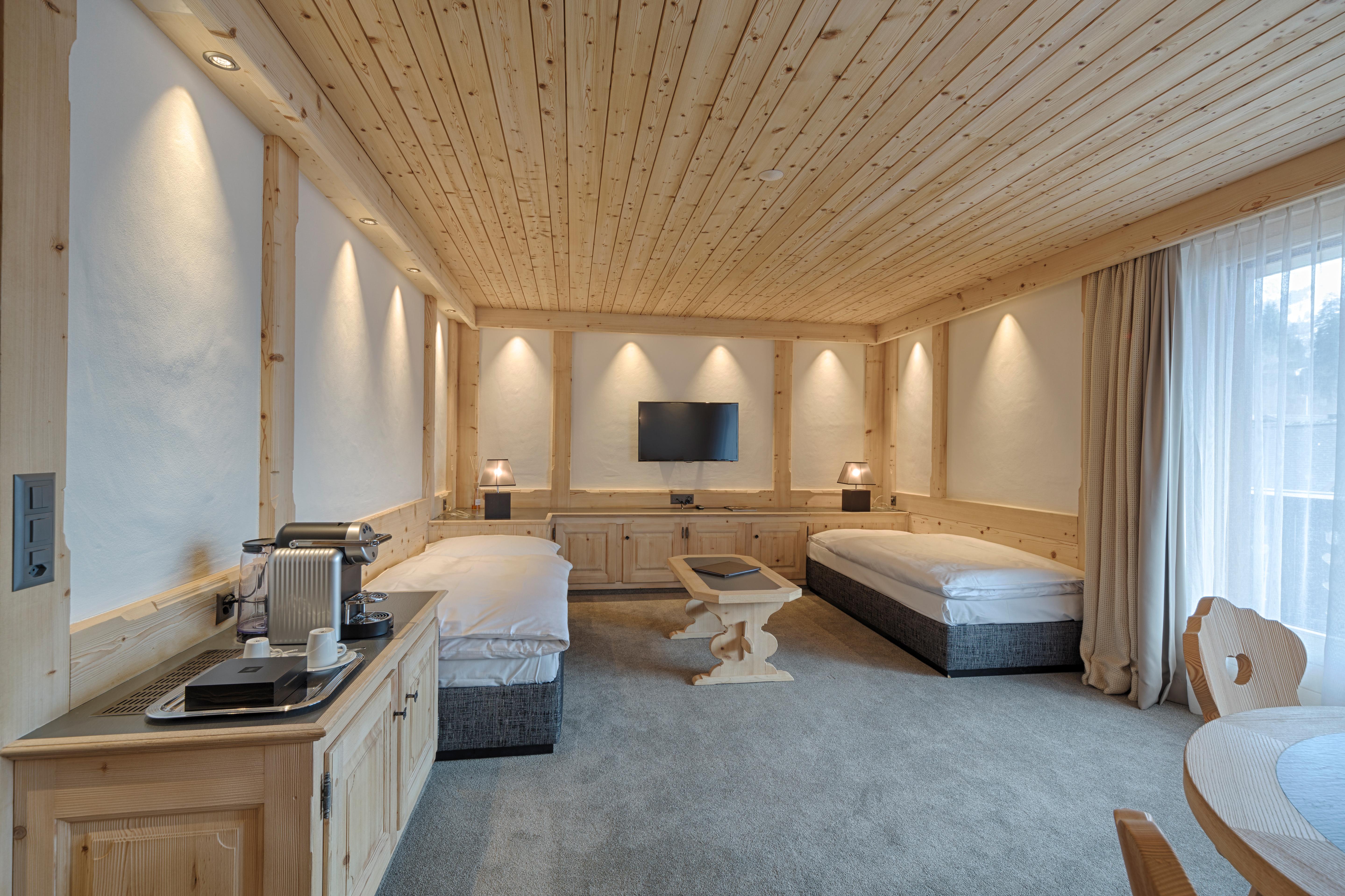Bernerhof Swiss Quality Hotel Гштад Экстерьер фото